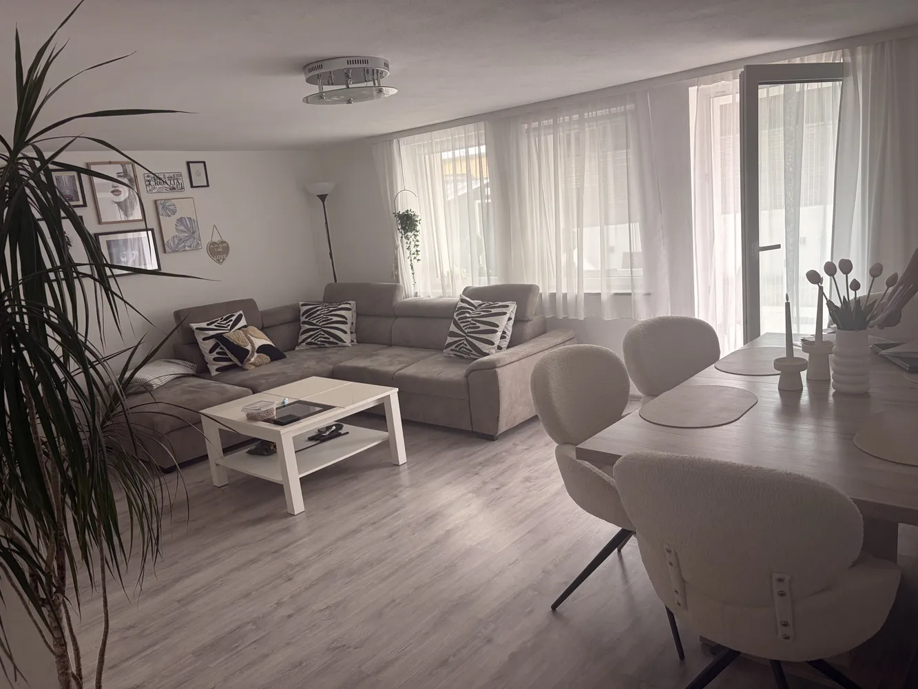 4 Zimmer Wohnung mit 85 m² in Regensburg – Bild 2
