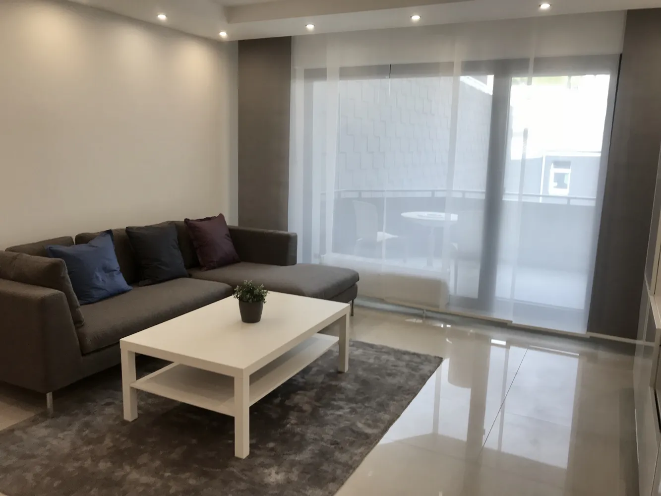 2 Zimmer Wohnung mit 60 m² in Düsseldorf – Bild 2