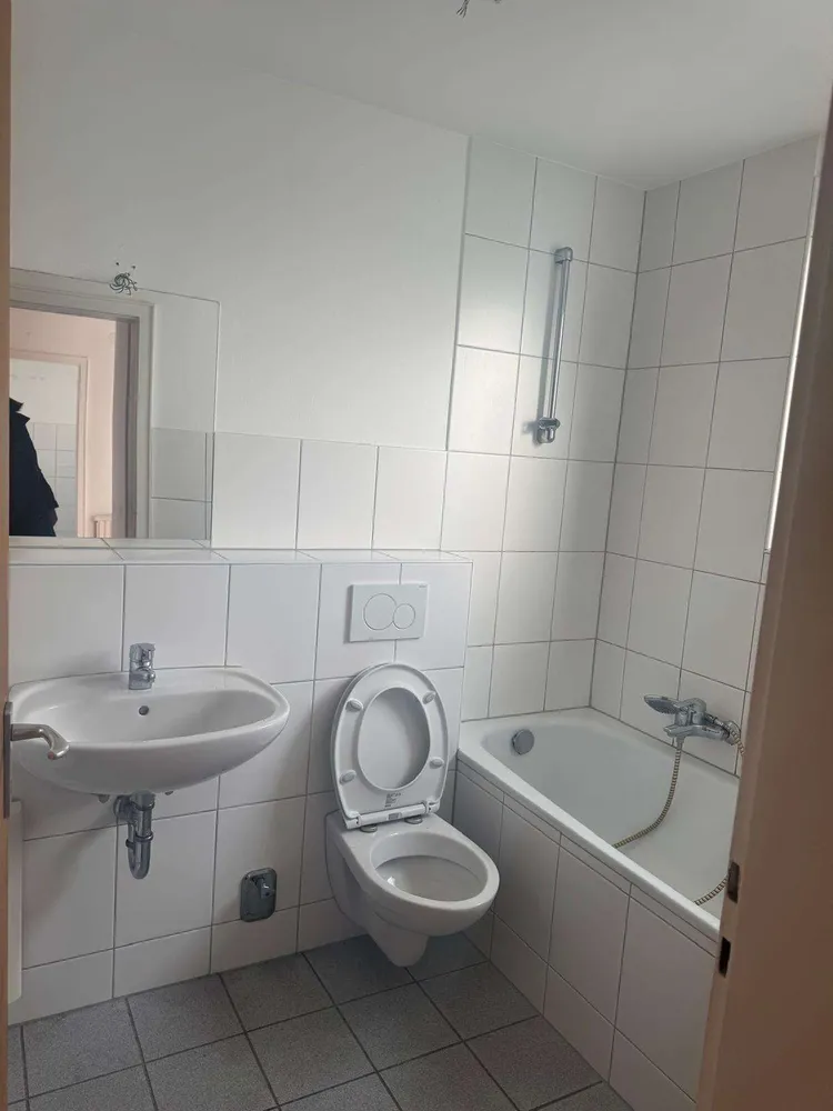 2 Zimmer Wohnung mit 62 m² in Duisburg – Bild 4