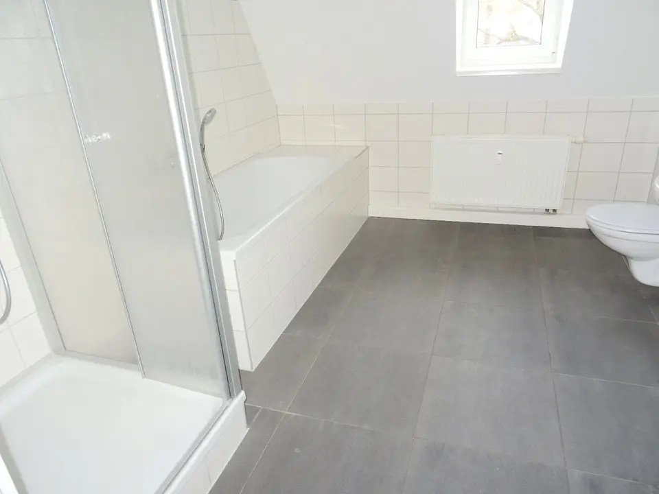 3 Zimmer Wohnung mit 99 m² in Werdau – Bild 6