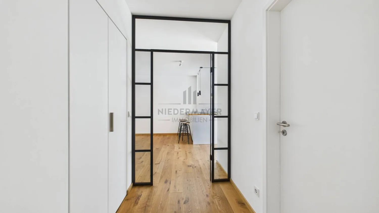 4 Zimmer Wohnung mit 123 m² in München – Bild 9