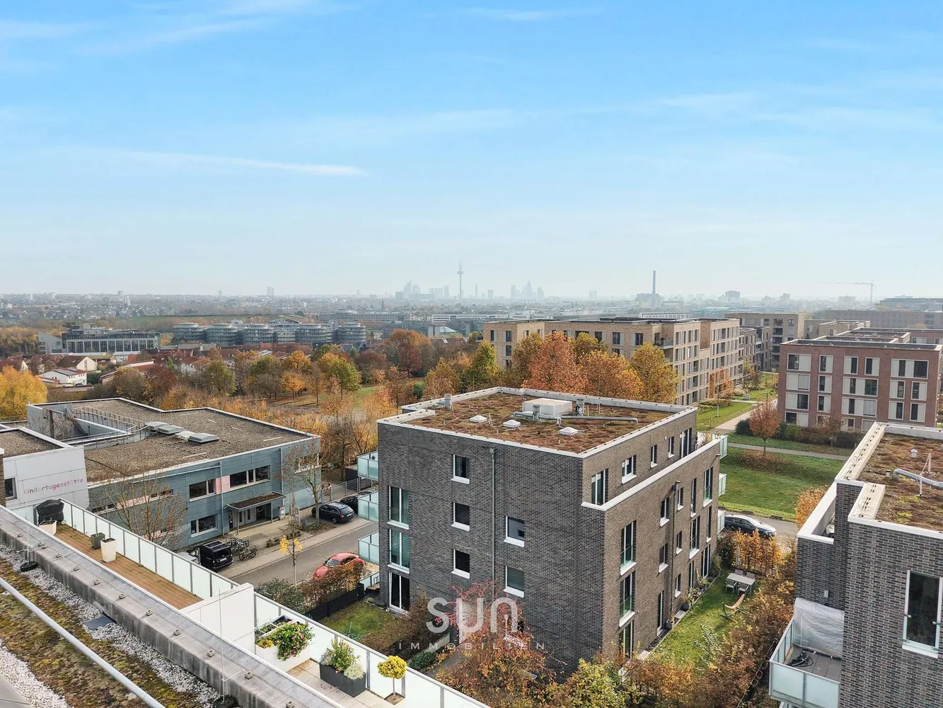 3 Zimmer Wohnung mit 115 m² in Frankfurt am Main – Bild 1