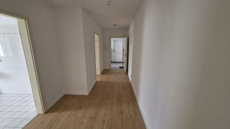 2 Zimmer Wohnung mit 80 m² in Magdeburg – Bild 8