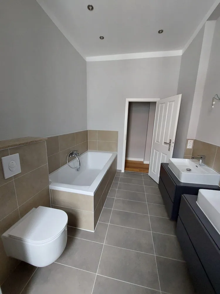 6 Zimmer Wohnung mit 225 m² in Berlin – Bild 7