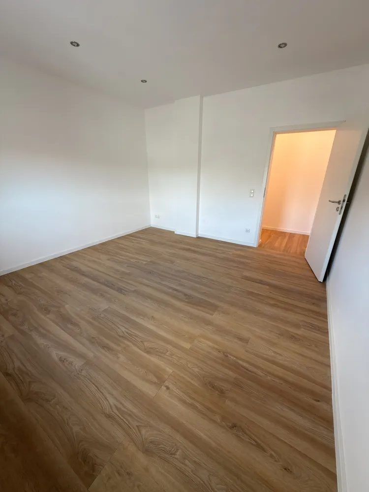4 Zimmer Wohnung mit 110 m² in Leverkusen – Bild 12