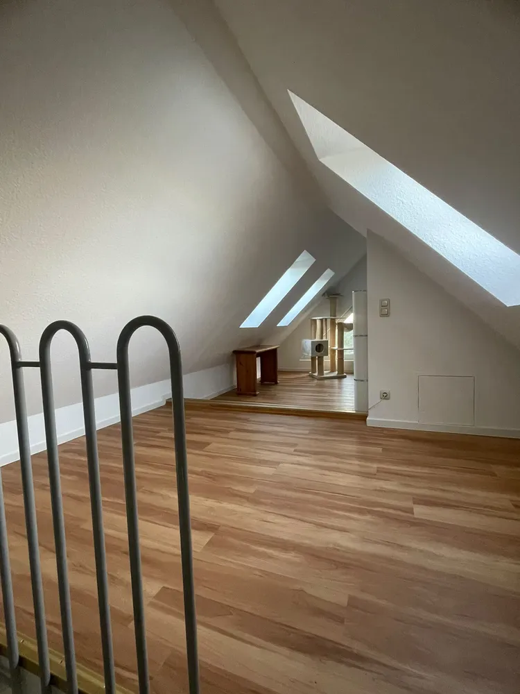 2 Zimmer Wohnung mit 80 m² in Wiesbaden – Bild 12