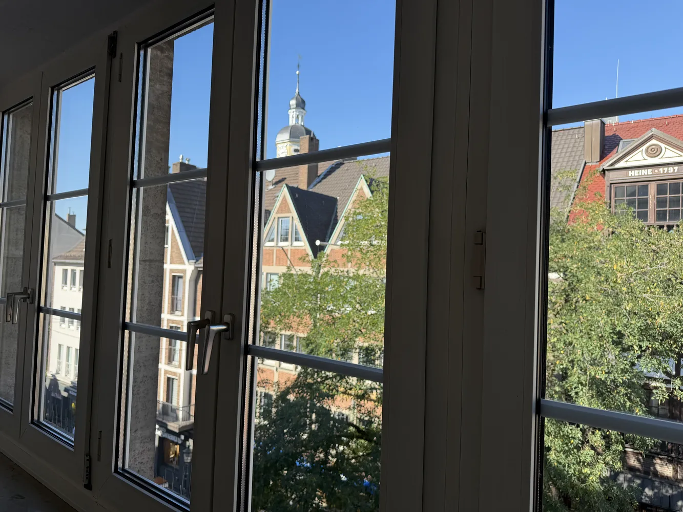 2 Zimmer Wohnung mit 44 m² in Düsseldorf – Bild 1