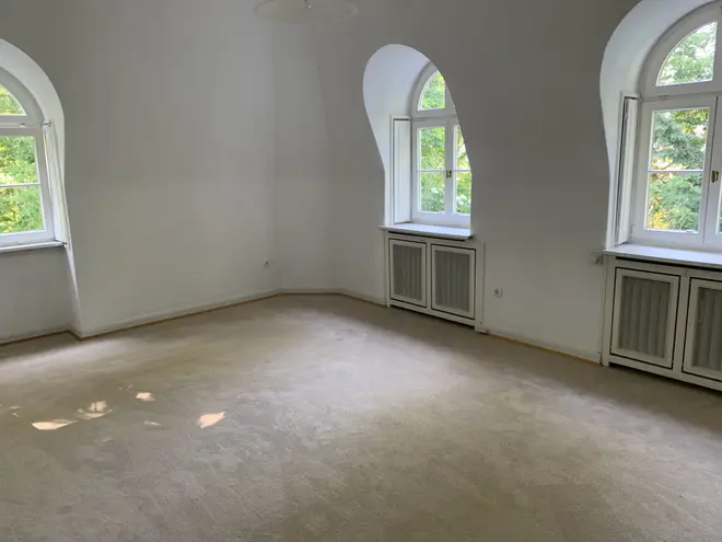 6 Zimmer Wohnung mit 232 m² in Wiesbaden – Bild 9