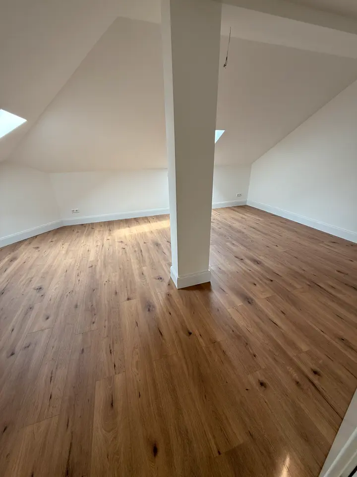 2 room apartment with 100 m² in Celle – Photo 2