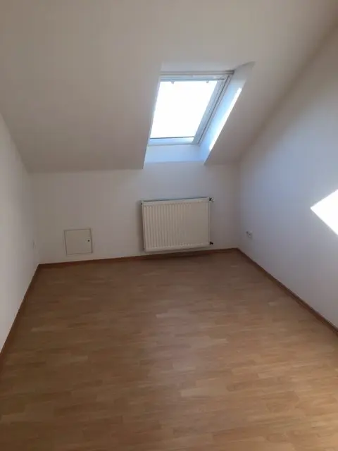 4 Zimmer Wohnung mit 96 m² in Weißenfels – Bild 6