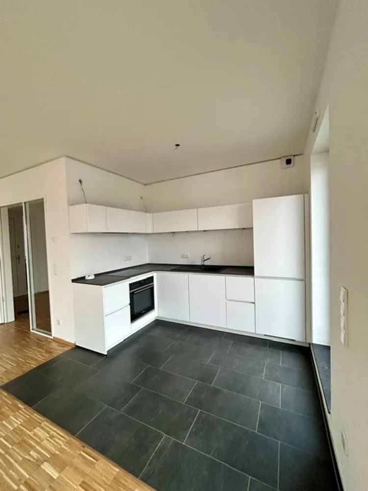 2 Zimmer Wohnung mit 99 m² in Aachen – Bild 3