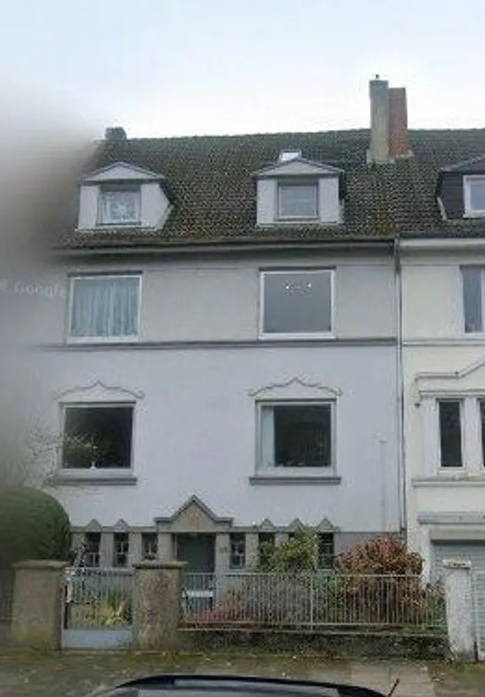 4 Zimmer Wohnung mit 120 m² in Hannover – Bild 1