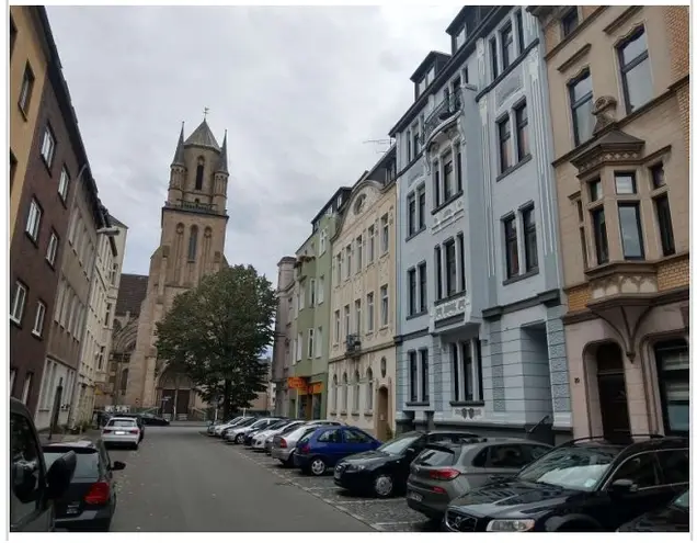 4 Zimmer Wohnung mit 110 m² in Duisburg – Bild 2