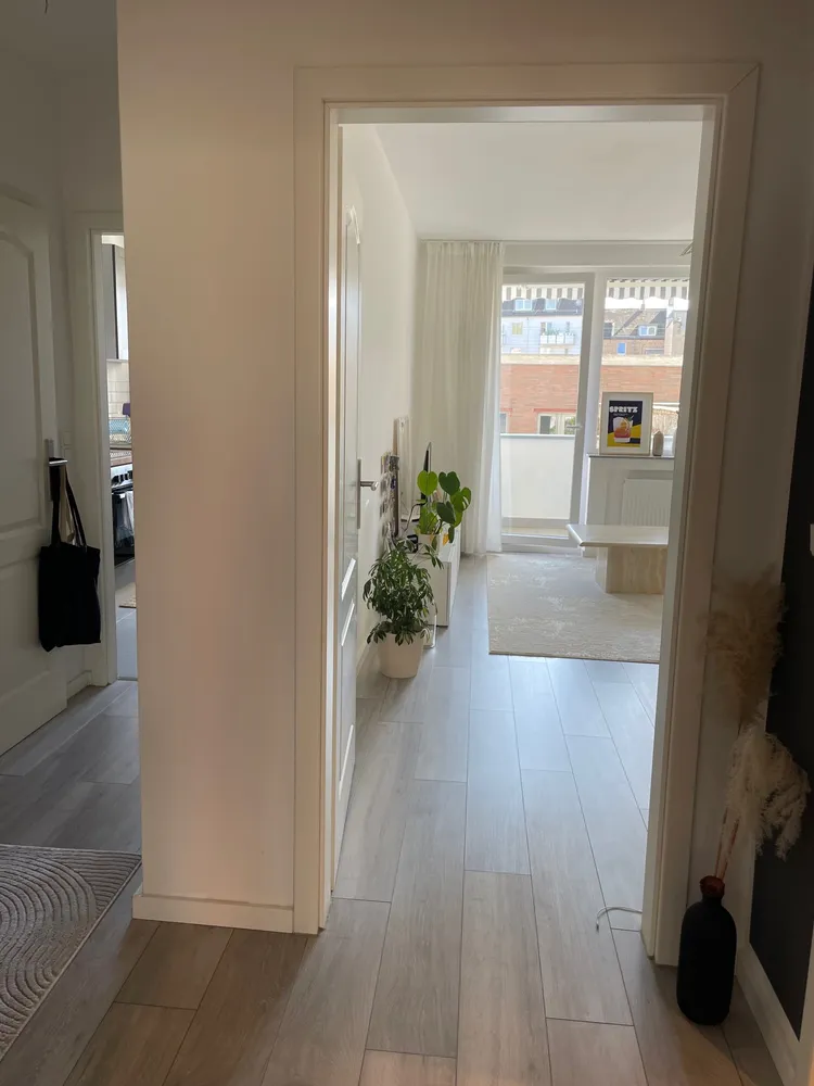 2 room apartment with 57 m² in Düsseldorf – Photo 2