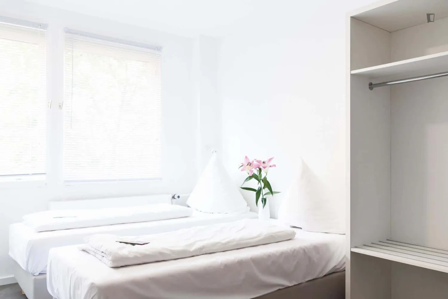 Shared room with 15 m² in Berlin – Photo 8