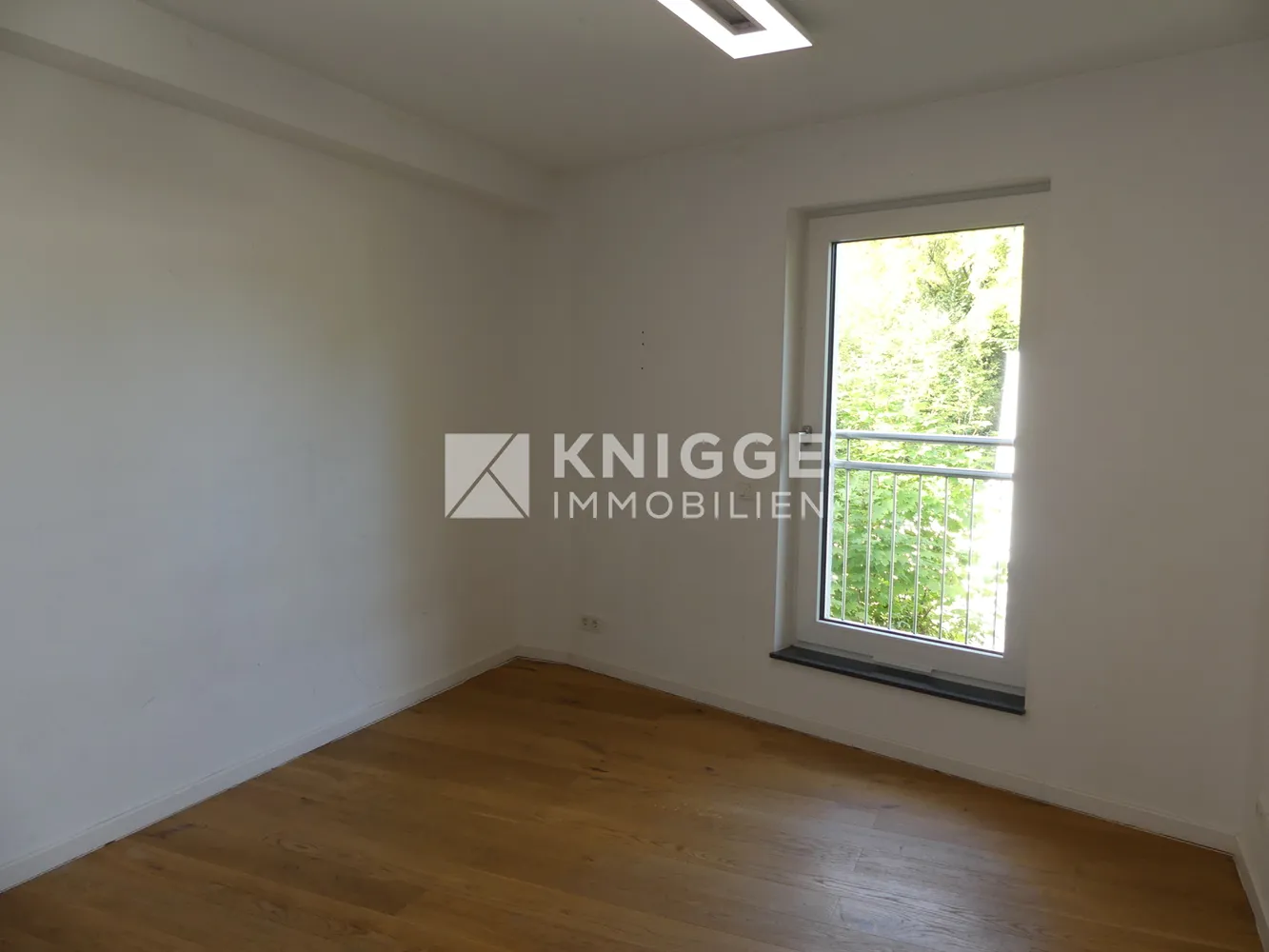 3 Zimmer Wohnung mit 118 m² in Bergisch Gladbach – Bild 2