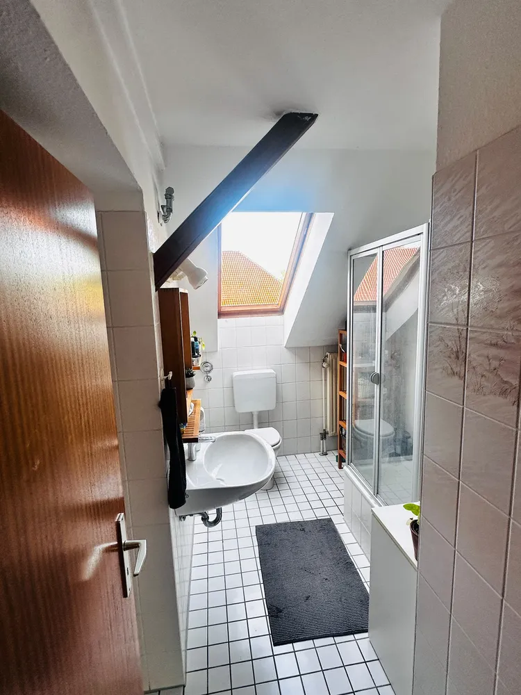 3 Zimmer Wohnung mit 74 m² in Hannover – Bild 2