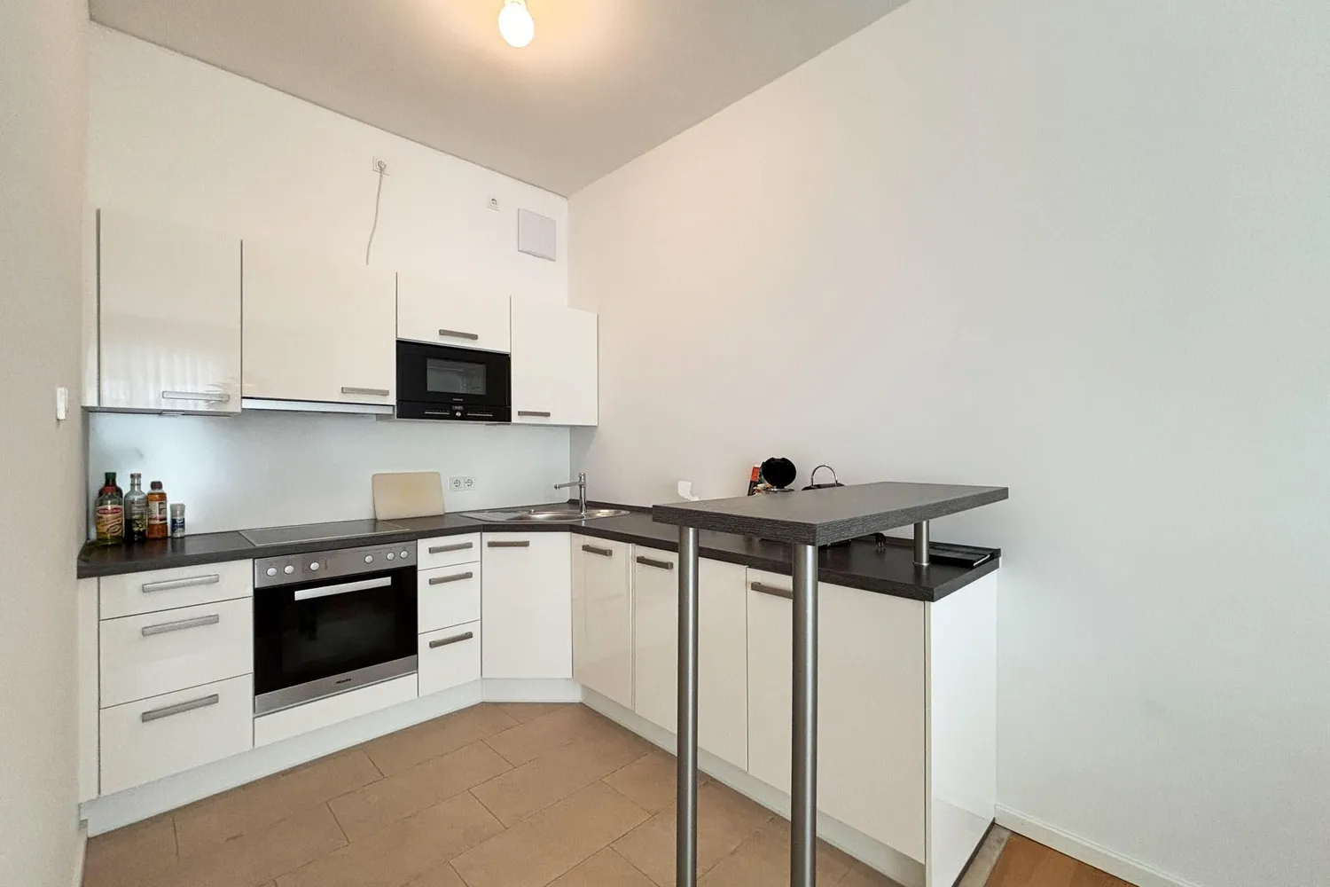 2 Zimmer Wohnung mit 67 m² in Stuttgart – Bild 7