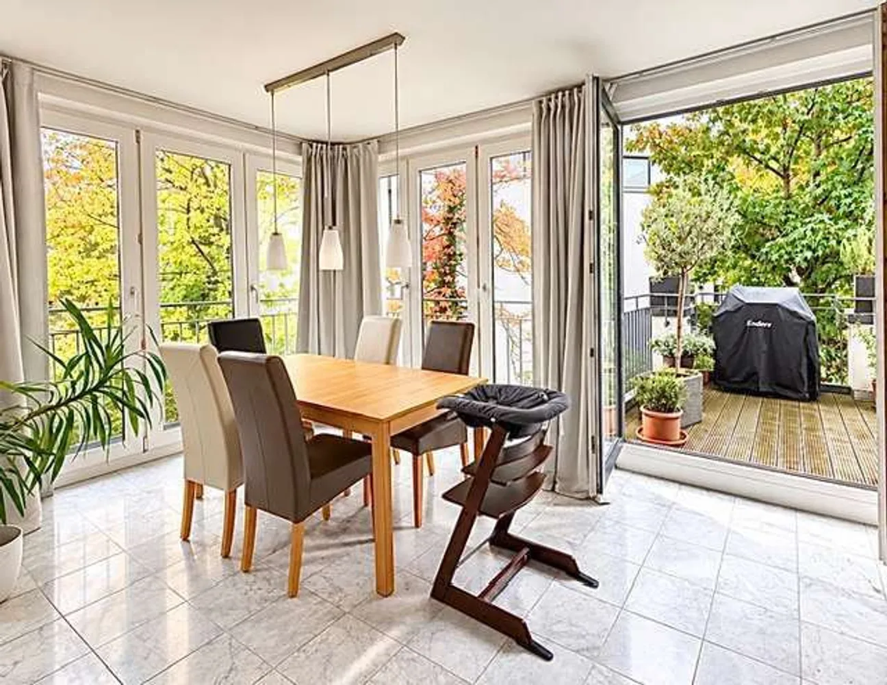 3 room apartment with 85 m² in Cologne – Photo 1