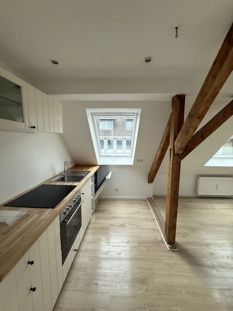 2 Zimmer Wohnung mit 78 m² in Düsseldorf – Bild 11