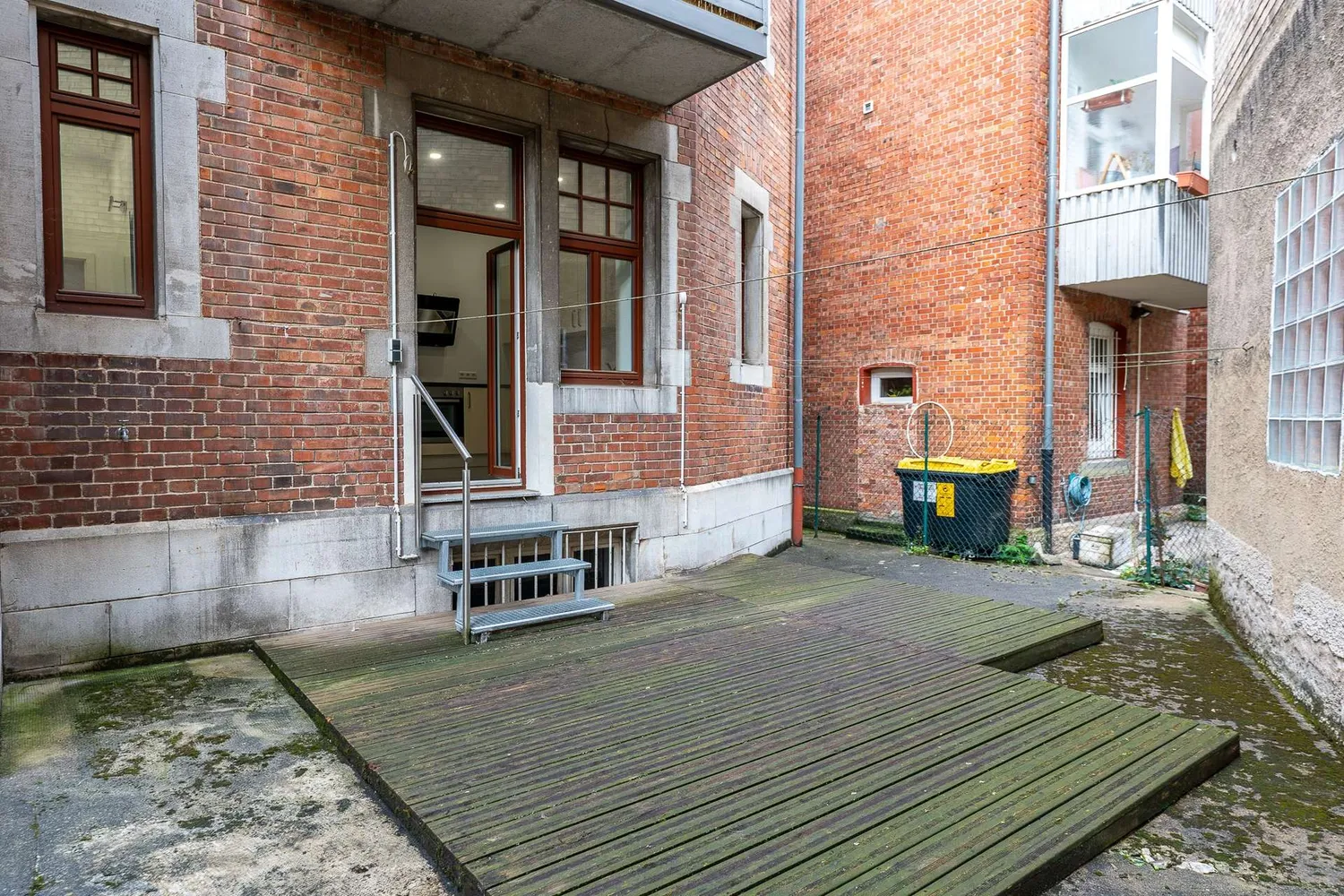 2 Zimmer Wohnung mit 90 m² in Stuttgart – Bild 2