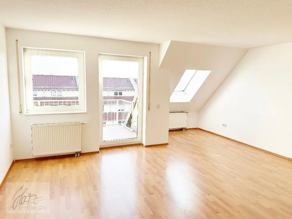3 Zimmer Wohnung mit 74 m² in Riesa – Bild 1