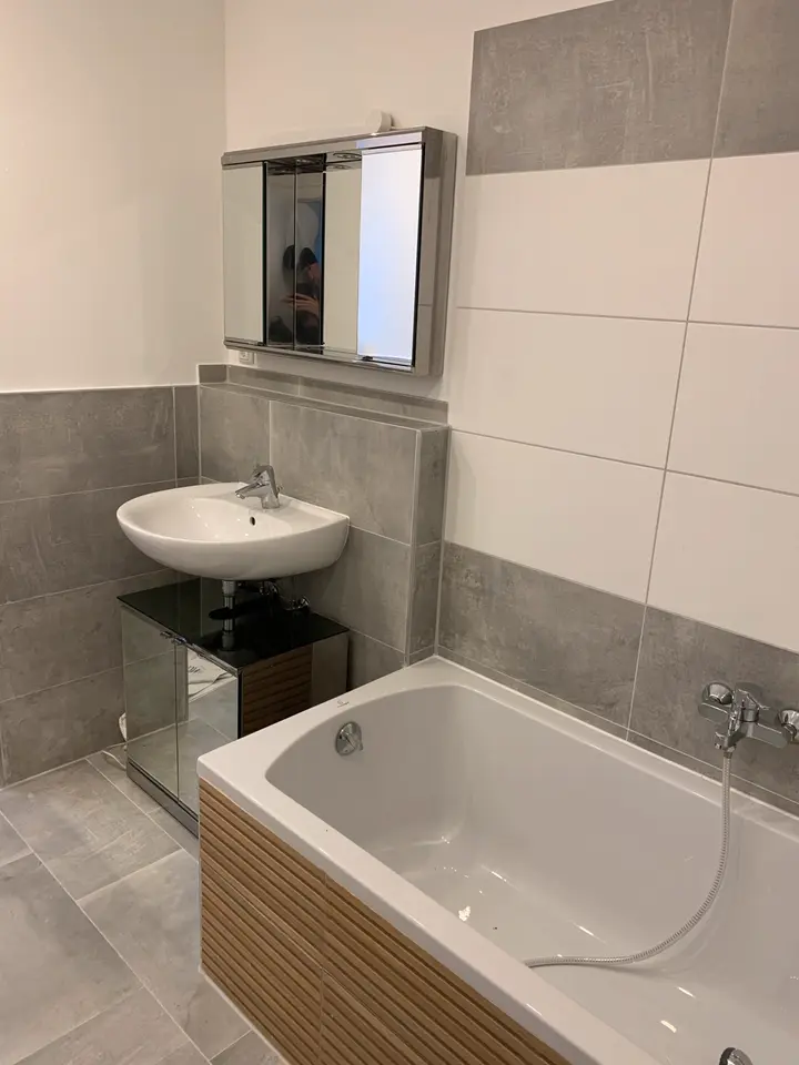 7 Zimmer Wohnung mit 270 m² in Augsburg – Bild 8