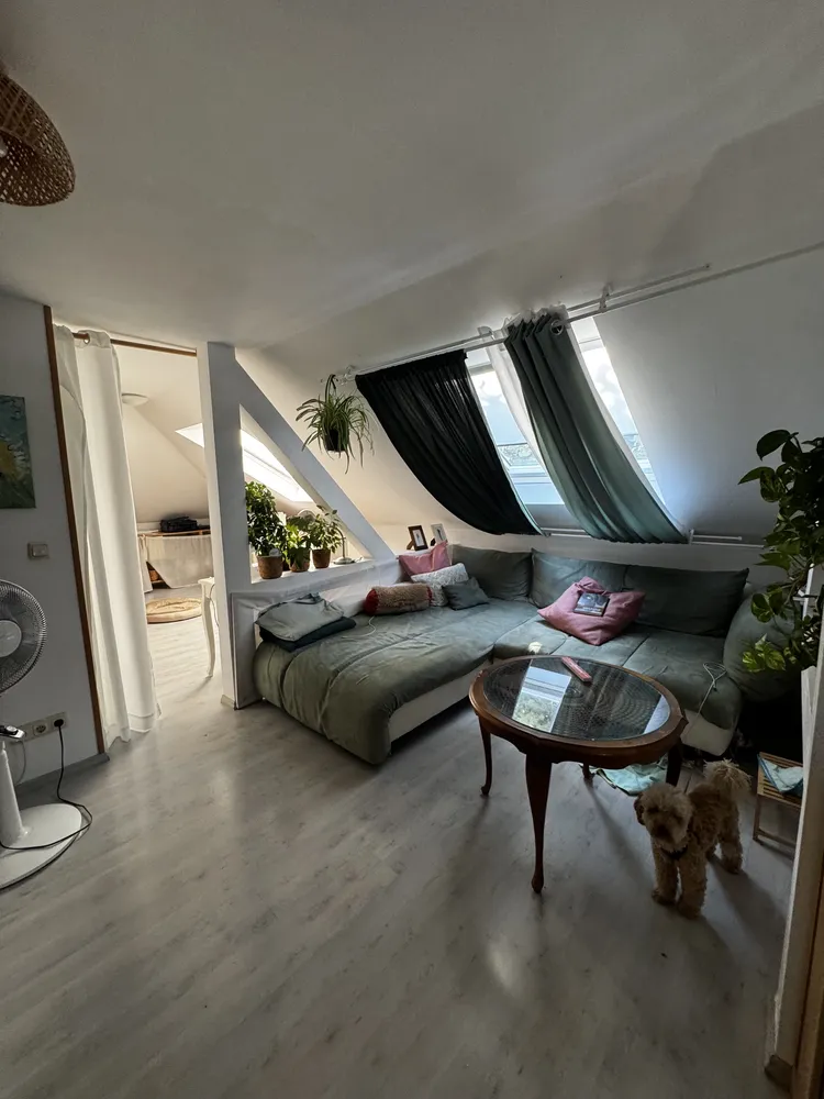 4 room apartment with 85 m² in Frankfurt am Main – Photo 1