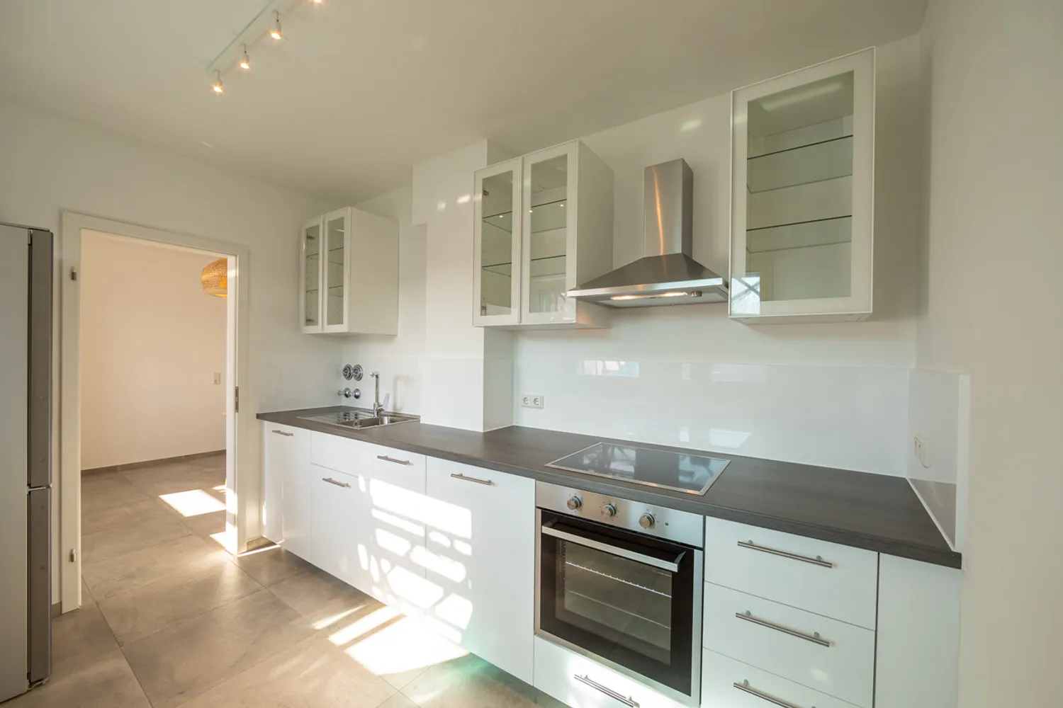4 room apartment with 97 m² in Cologne – Photo 1