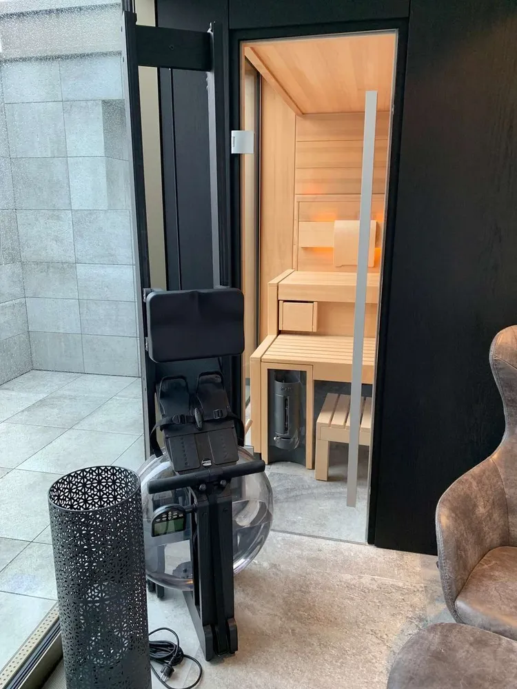 6 Zimmer Wohnung mit 246 m² in Düsseldorf – Bild 7