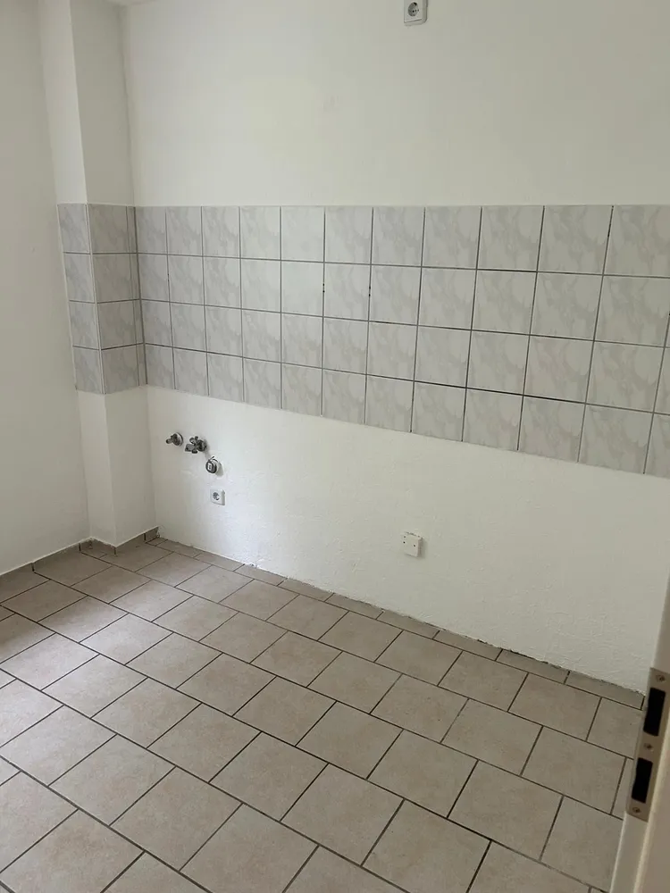 2 Zimmer Wohnung mit 52 m² in Halle (Saale) – Bild 6