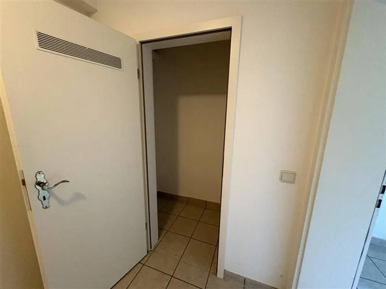 1 Zimmer Wohnung mit 52 m² in Bonn – Bild 6