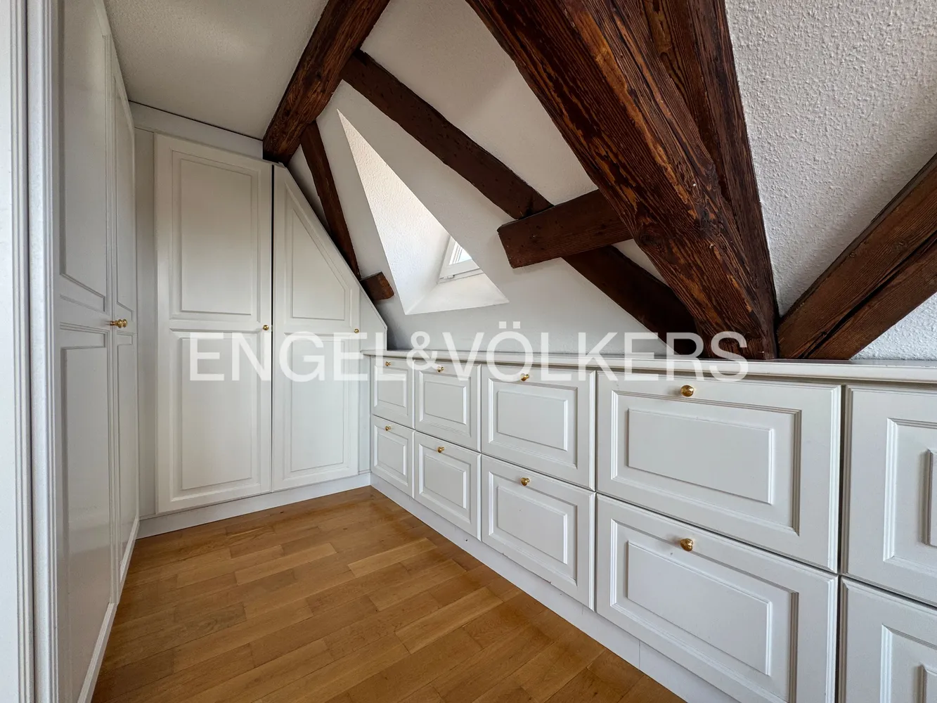 5 Zimmer Wohnung mit 204 m² in Speyer – Bild 1