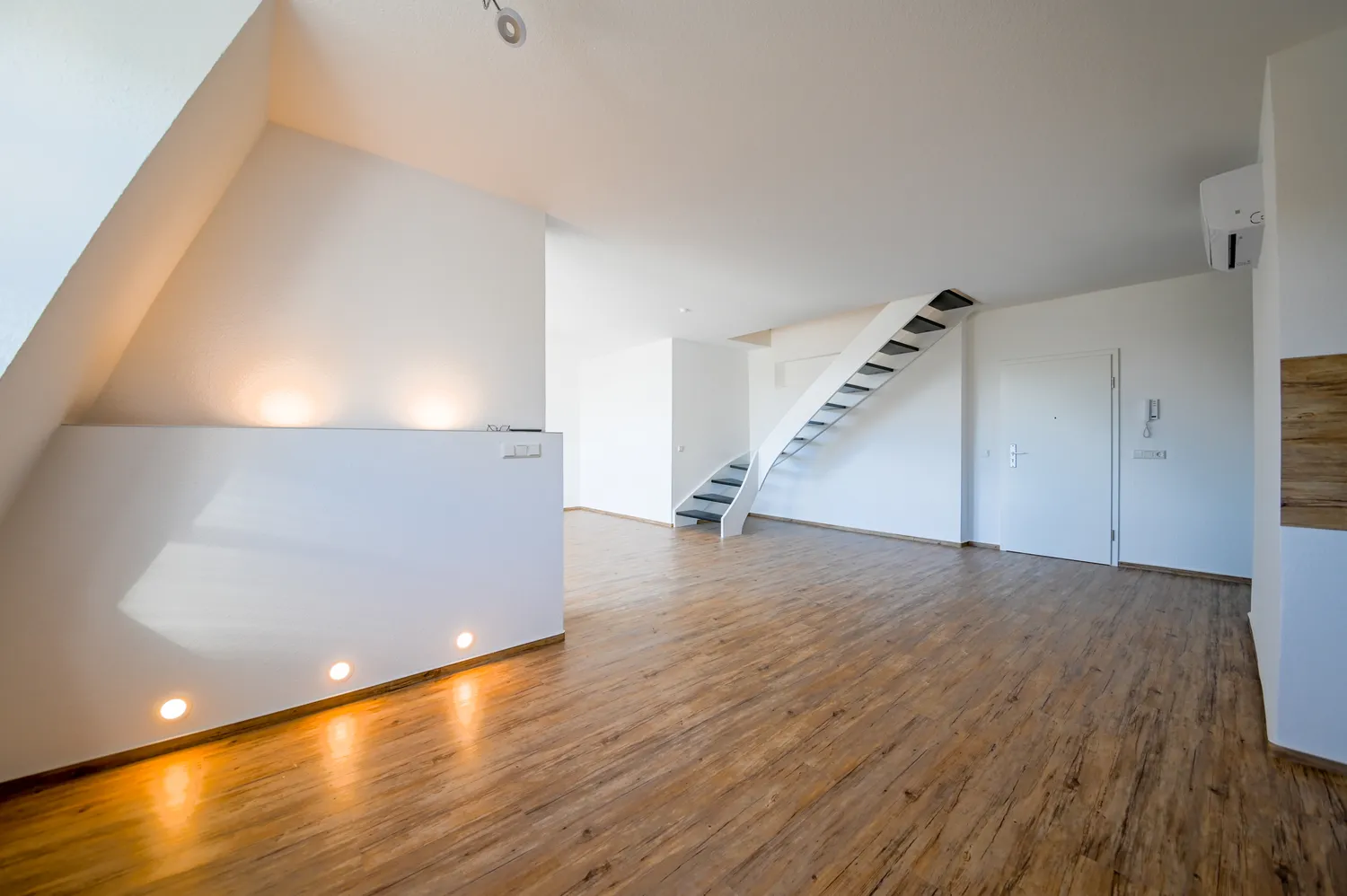 3 room apartment with 120 m² in Magdeburg – Photo 2