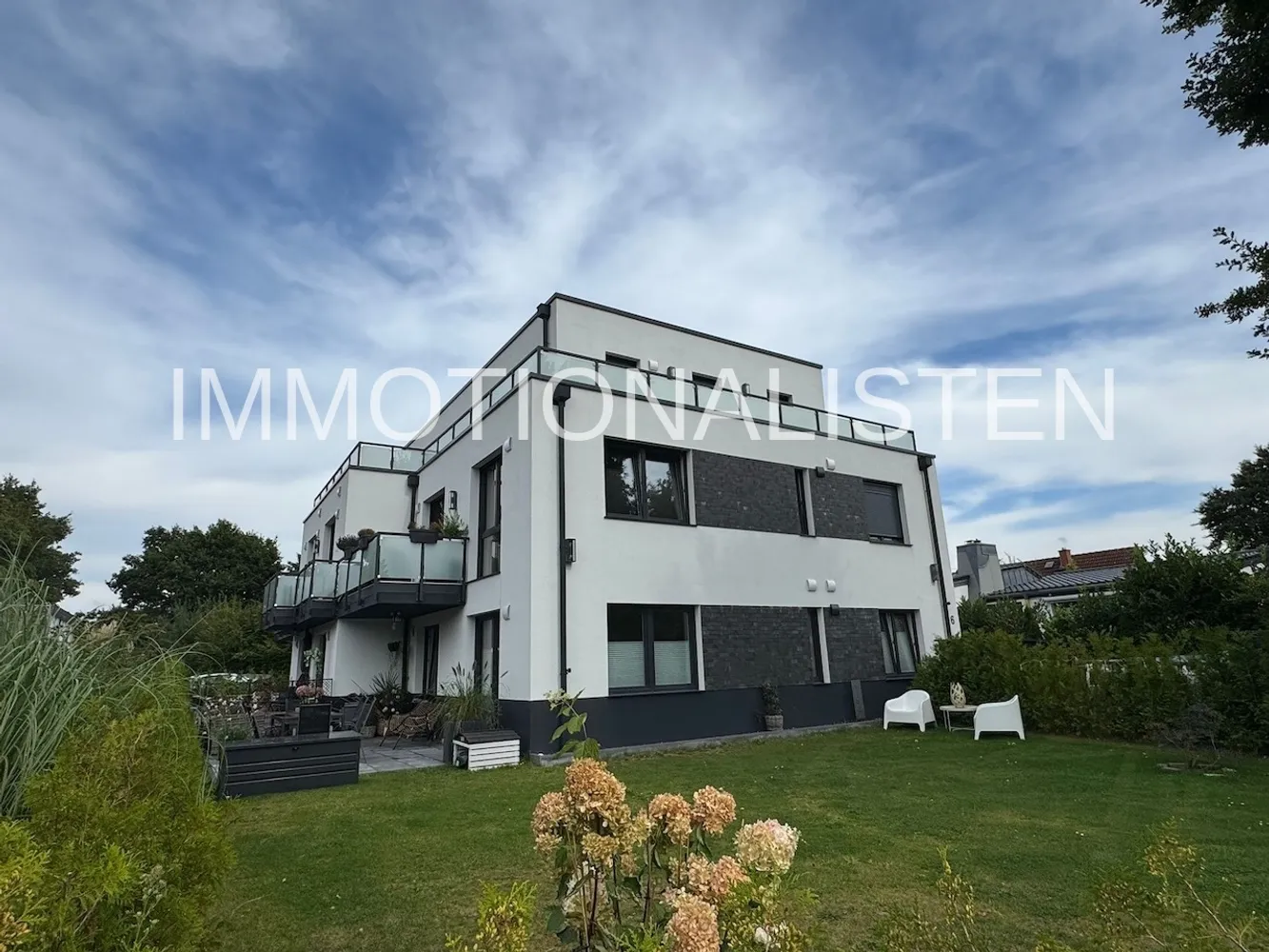 2 Zimmer Wohnung mit 73 m² in Bremerhaven – Bild 1