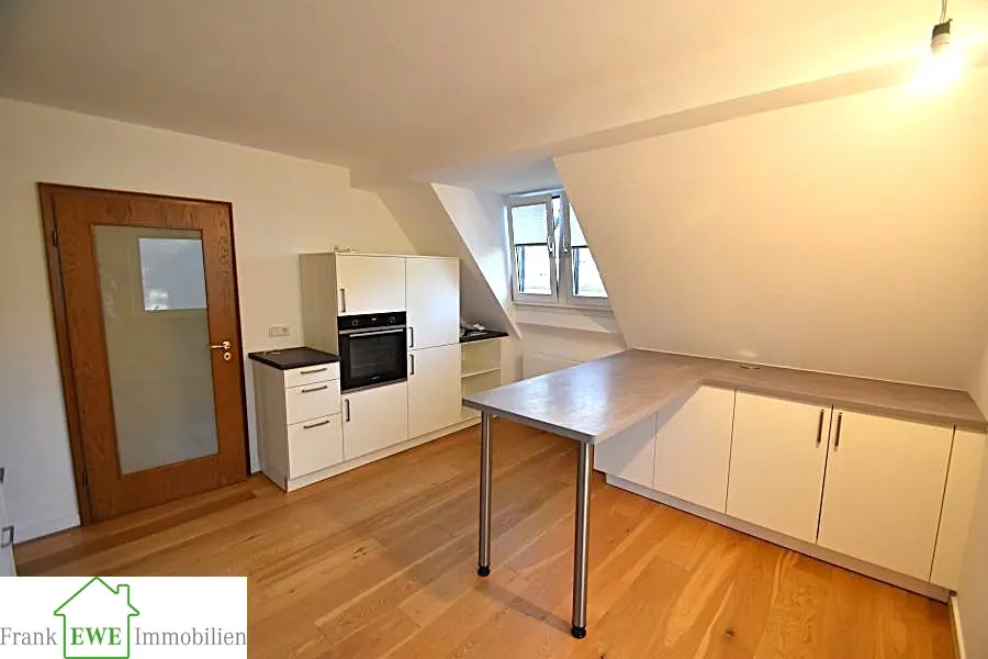 4 Zimmer Wohnung mit 118 m² in Düsseldorf – Bild 6