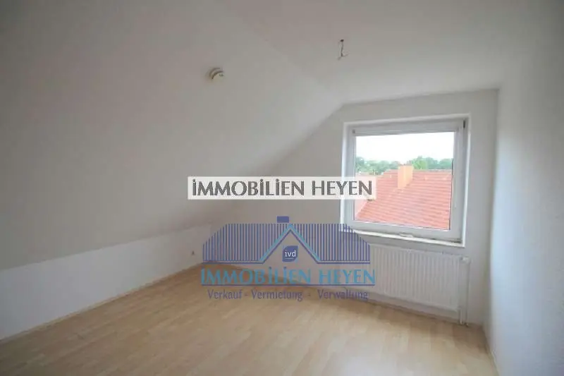 3 Zimmer Wohnung mit 85 m² in Papenburg – Bild 2