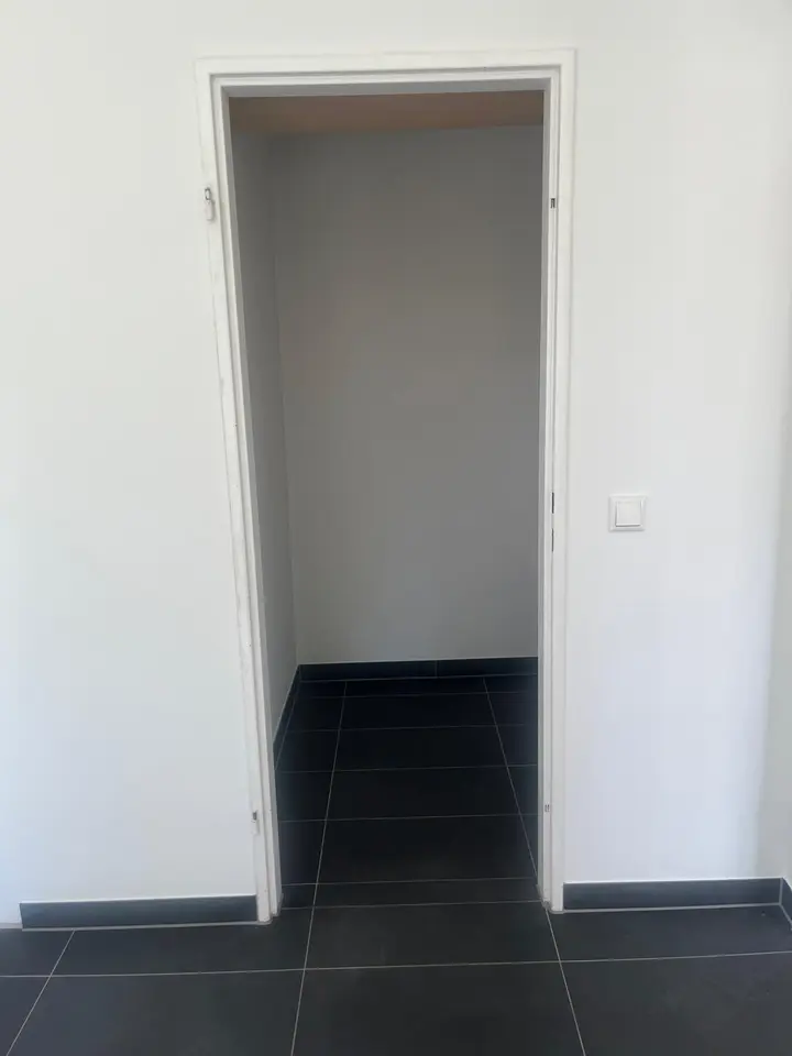 2 Zimmer Wohnung mit 60 m² in Wiesbaden – Bild 7