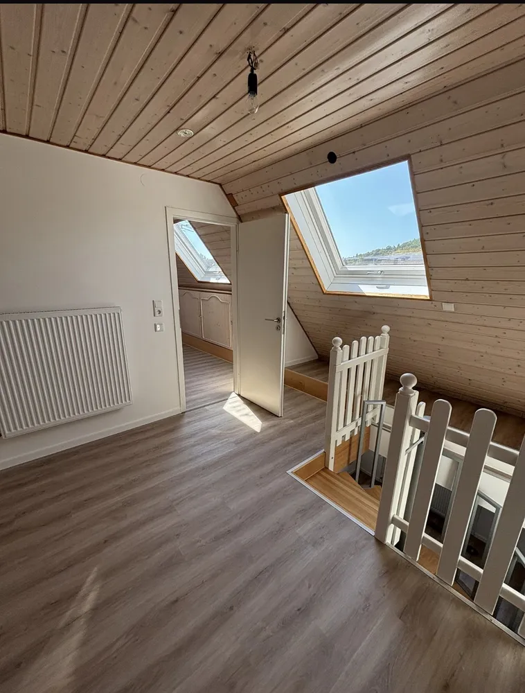 5 Zimmer Wohnung mit 114 m² in Würzburg – Bild 2