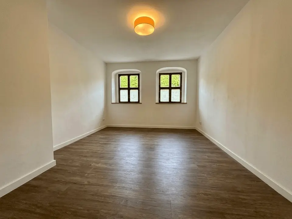 3 Zimmer Wohnung mit 93 m² in Grimma – Bild 1
