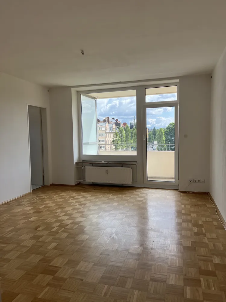 2 room apartment with 50 m² in Munich – Photo 1