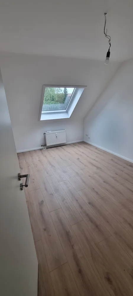 4 Zimmer Wohnung mit 106 m² in Frechen – Bild 8