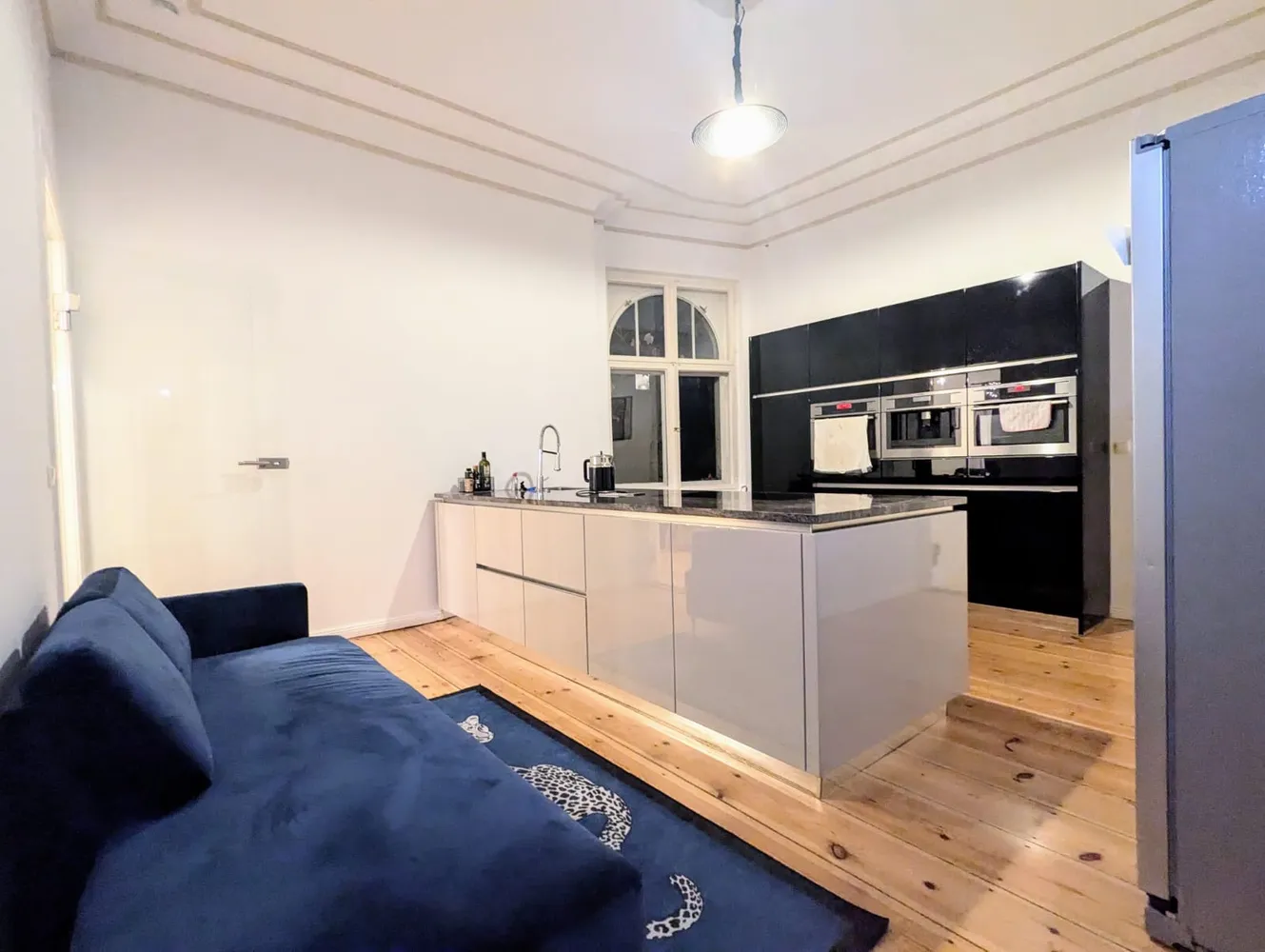 2 Zimmer Wohnung mit 90 m² in Berlin – Bild 9