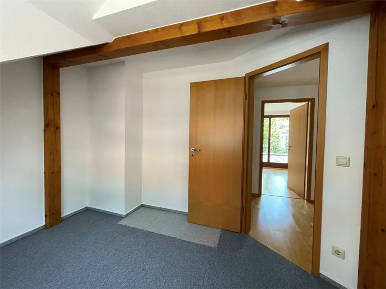 3 Zimmer Wohnung mit 130 m² in Meißen – Bild 11