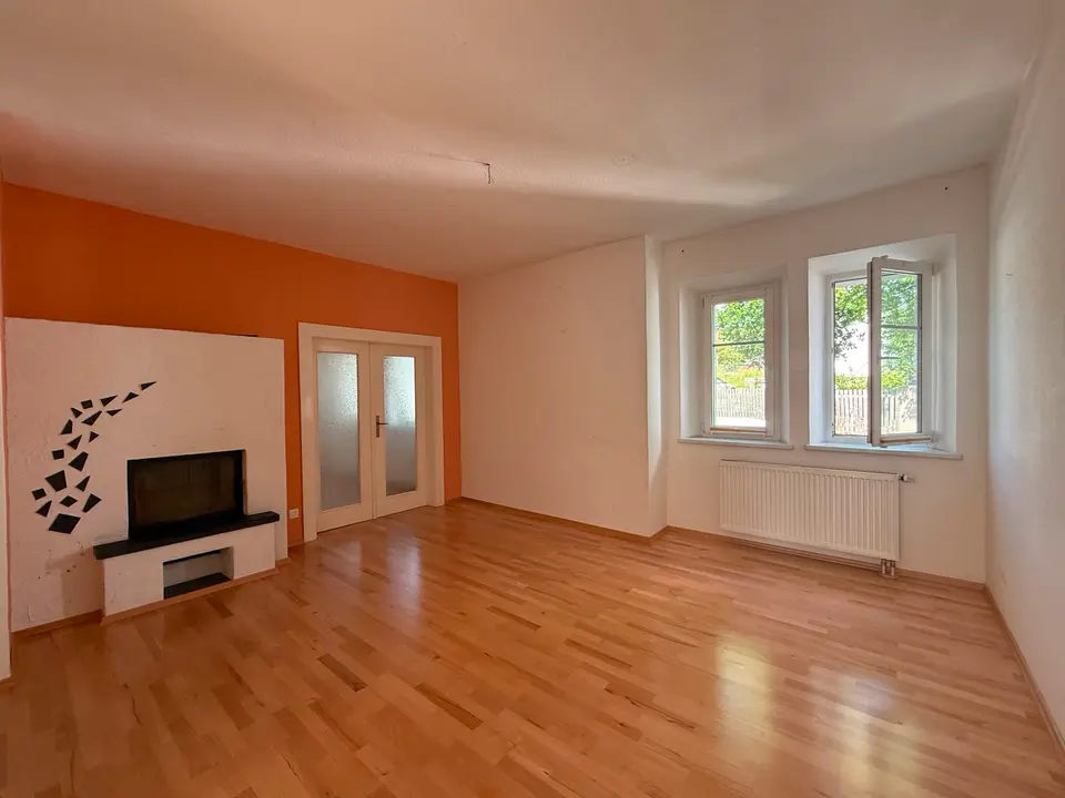 6 Zimmer Haus mit 145 m² in Hof – Bild 1