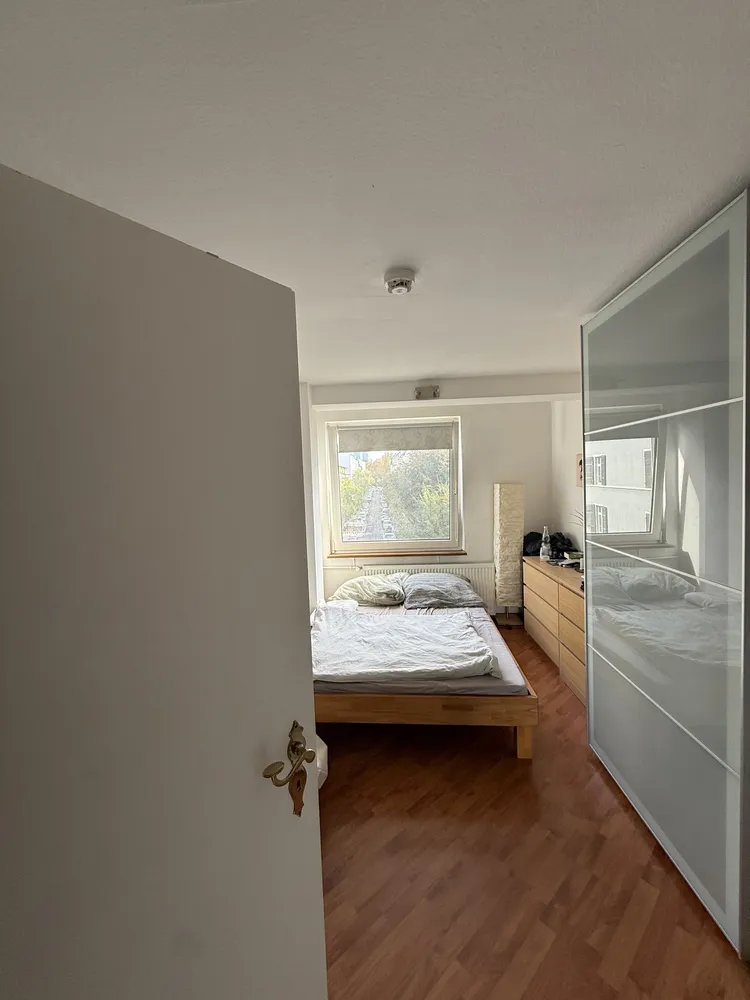 2 room apartment with 40 m² in Frankfurt am Main – Photo 2