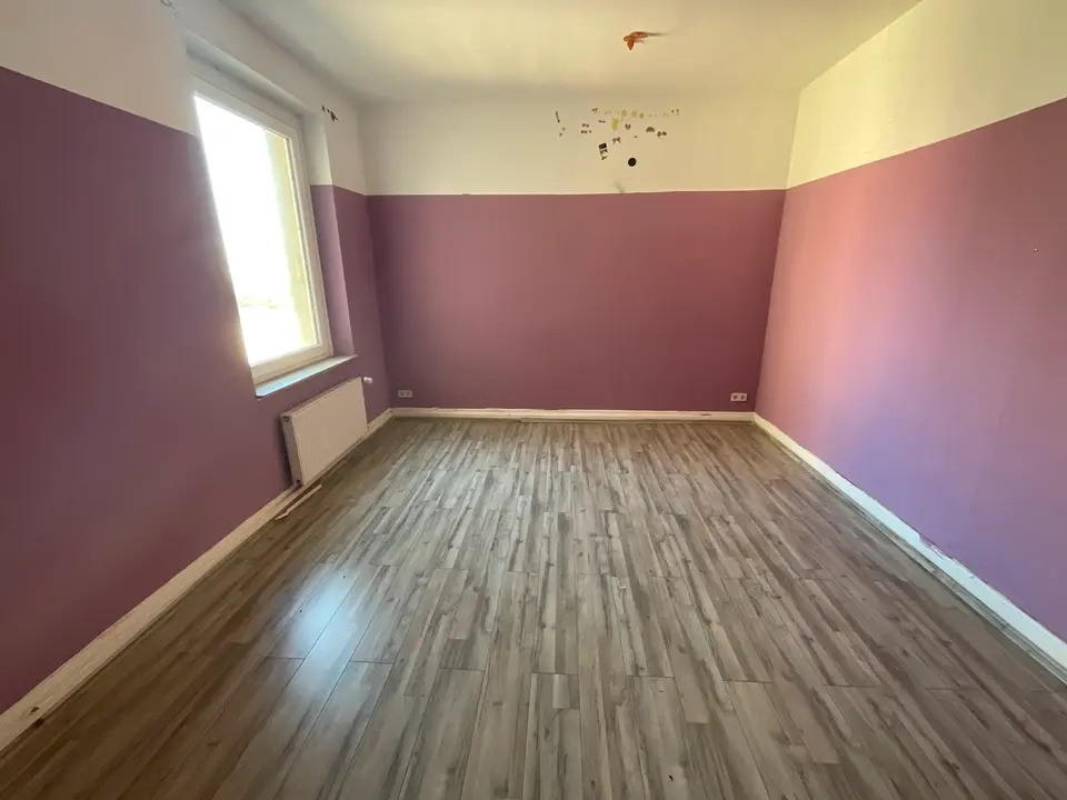 4 Zimmer Wohnung mit 99 m² in Krefeld – Bild 2
