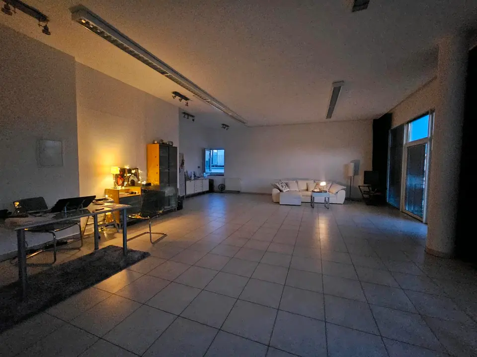 2 Zimmer Wohnung mit 105 m² in Hürth – Bild 7