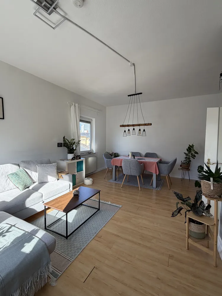 2 room apartment with 70 m² in Frankfurt am Main – Photo 2