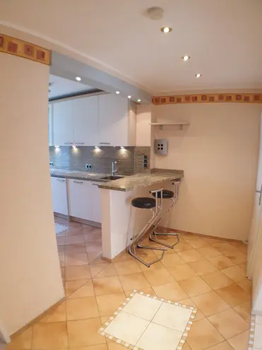 2 Zimmer Wohnung mit 57 m² in Köln – Bild 4